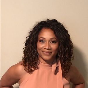 Meet your Posher, Denise